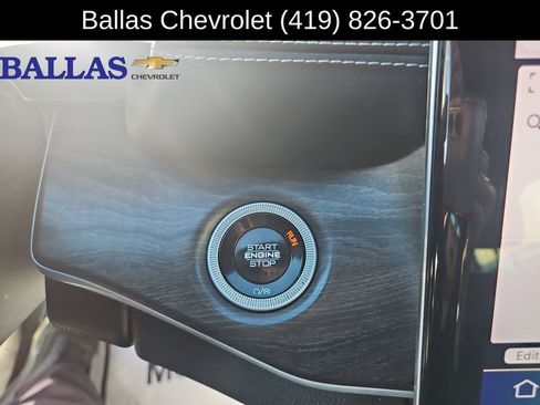 Used 2024 Jeep Grand Cherokee L Limited w/ Luxury Tech Group II AWD/4WD image 15