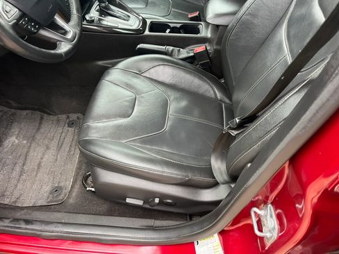 Used 2017 Ford Focus Titanium image 13