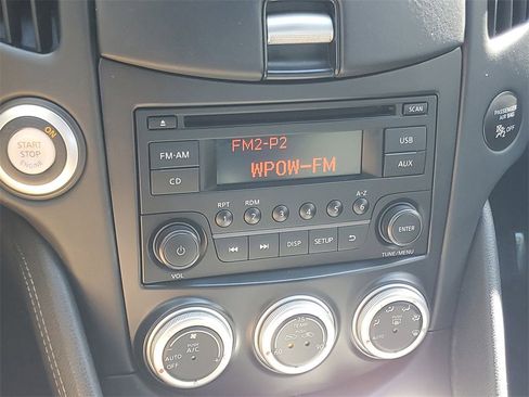 Certified 2017 Nissan 370Z Coupe image 21