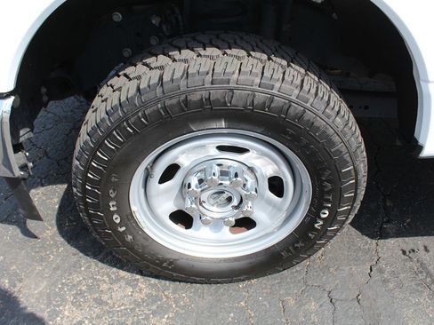 Used 2023 Ford F350 XL w/ XL Chrome Package AWD/4WD image 31