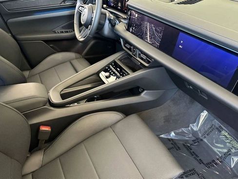 New 2025 Porsche Macan Turbo Electric image 96