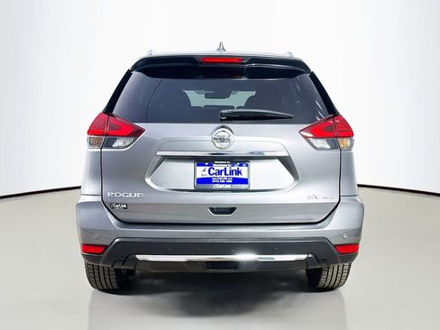 Used 2019 Nissan Rogue SV w/ Sun & Sound Touring Package AWD/4WD image 7