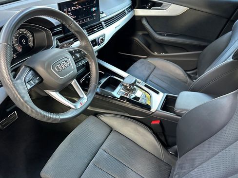 Used 2022 Audi A4 2.0T Premium Plus w/ Premium Plus Package image 4