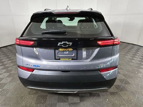 Used 2022 Chevrolet Bolt EUV Premier w/ Launch Edition FWD image 4