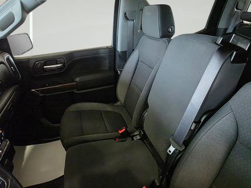 Used 2021 Chevrolet Silverado 1500 LT AWD/4WD image 24