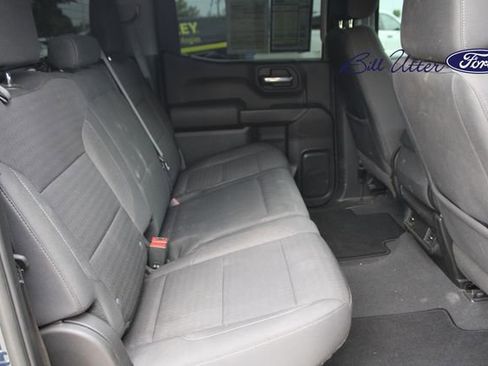 Used 2022 Chevrolet Silverado 1500 Custom Trail Boss w/ LPO, Dark Essentials Package image 12