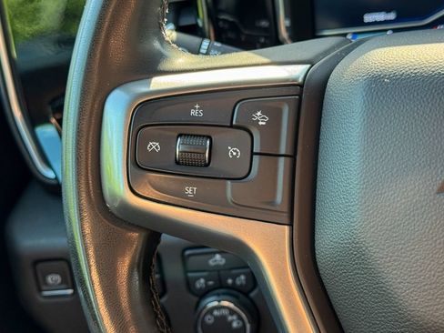 Used 2024 Chevrolet Silverado 2500 LT AWD/4WD image 32