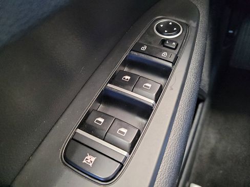 Used 2020 Kia Forte LXS FWD image 27
