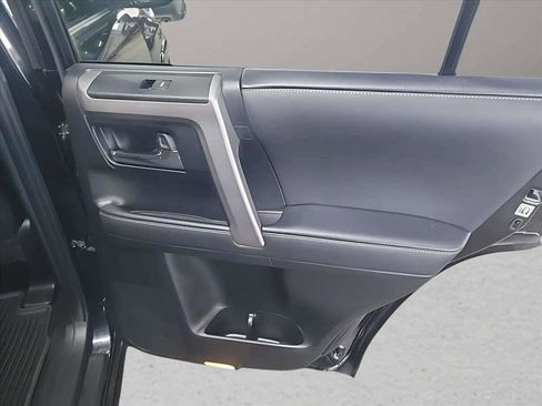 Used 2023 Toyota 4Runner SR5 Premium image 31