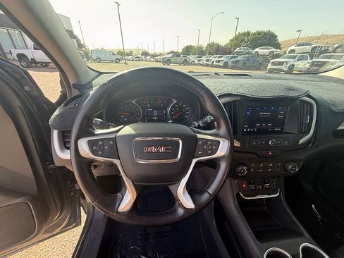 Used 2020 GMC Terrain SLE FWD image 11