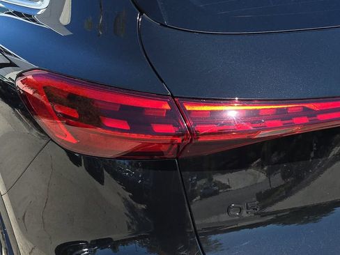 Certified 2025 Audi Q5 Premium Plus w/ Premium Plus AWD/4WD image 34