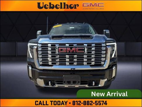 Used 2024 GMC Sierra 2500 Denali w/ Denali Reserve Package image 11