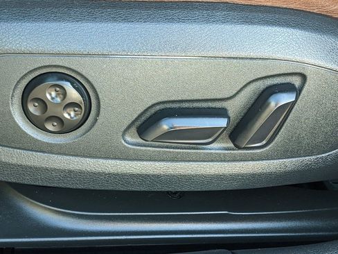 Used 2017 Audi A4 2.0T Premium Plus image 15