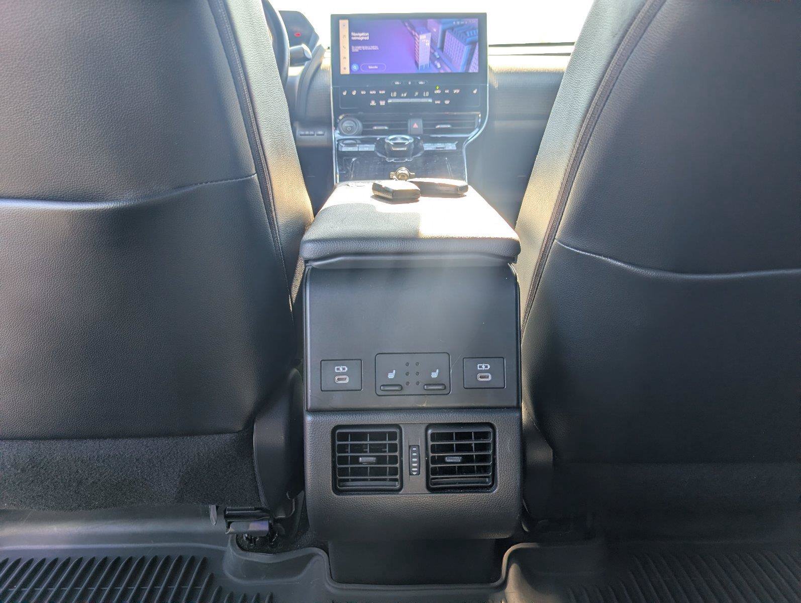 Used 2023 Subaru Solterra AWD image 33