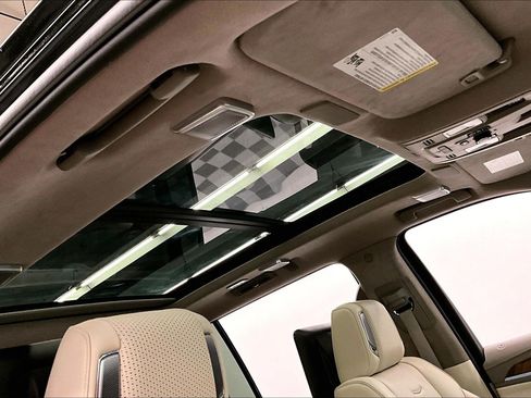 Used 2024 Cadillac Escalade ESV Sport Platinum AWD/4WD image 21