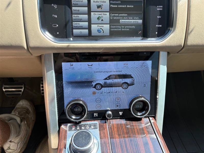Used 2015 Land Rover Range Rover Supercharged AWD/4WD image 15
