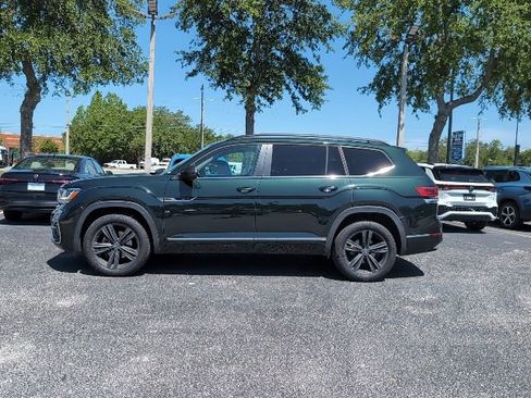 Used 2021 Volkswagen Atlas SE w/ Panoramic Sunroof Package AWD/4WD image 3