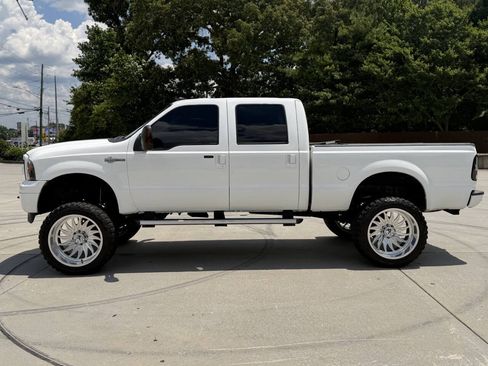 Used 2005 Ford F250 King Ranch AWD/4WD image 23