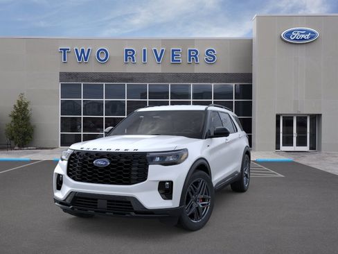 New 2026 Ford Explorer ST-Line w/ ST-Line Street Pack AWD/4WD image 2