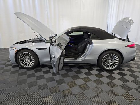 New 2025 Mercedes-Benz SL 43 AMG image 12