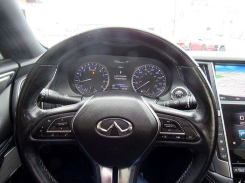 Used 2018 INFINITI Q60 3.0t Luxe w/ Sensory Package 3.0T Luxe image 12
