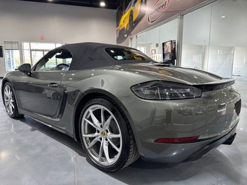 Used 2021 Porsche 718 Boxster image 34