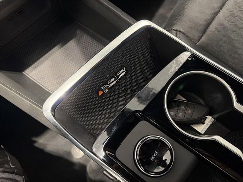 New 2026 Chevrolet Equinox LT w/ Convenience Package II image 22