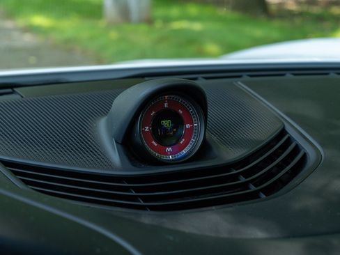 Used 2022 Porsche Taycan Turbo S AWD/4WD image 28