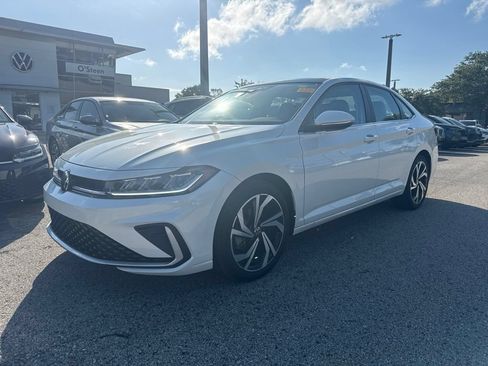 Certified 2026 Volkswagen Jetta SEL FWD image 31