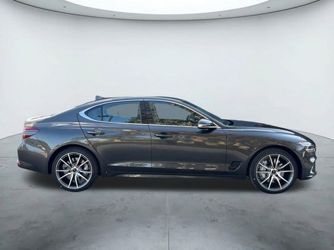 New 2026 Genesis G70 2.5T image 6