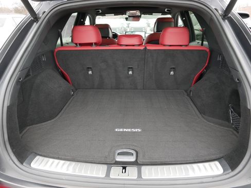 Used 2024 Genesis GV70 2.5T w/ Sport Prestige Package image 18