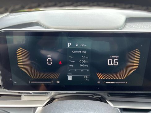 New 2027 Kia Carnival FWD image 28