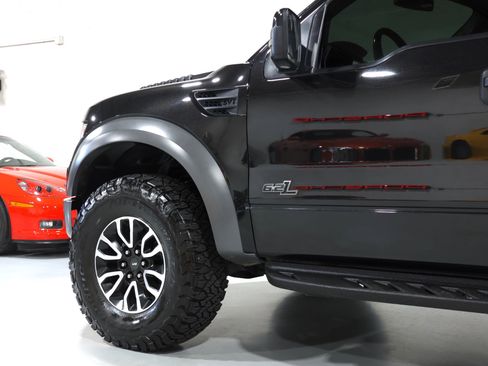 Used 2013 Ford F150 Raptor w/ Luxury Equipment Group image 37