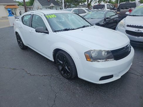 Used 2014 Dodge Avenger SE w/ Blacktop Package FWD image 1
