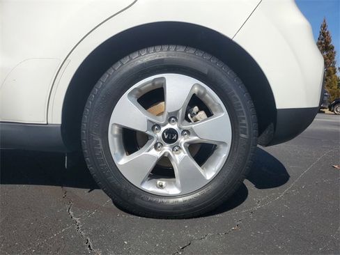 Used 2018 Kia Soul image 7