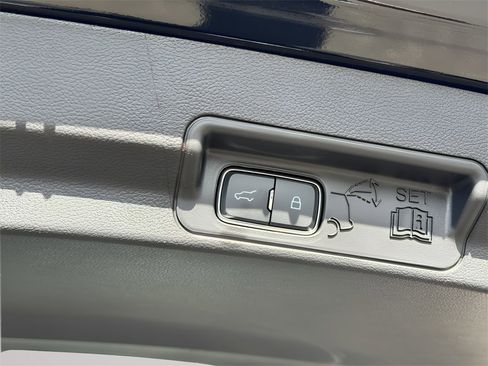 New 2026 Ford Explorer Active w/ Active Comfort Package image 40