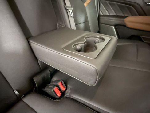 Used 2023 GMC Canyon AT4 w/ AT4 Premium Package AWD/4WD image 37