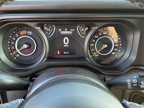 New 2025 Jeep Wrangler Sport S image 18