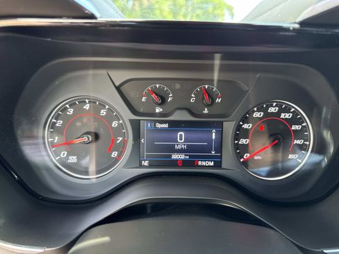 Used 2021 Chevrolet Camaro LT RWD image 25