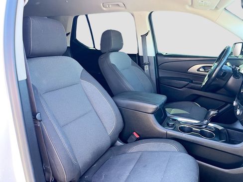 Used 2019 Chevrolet Traverse LT FWD image 27