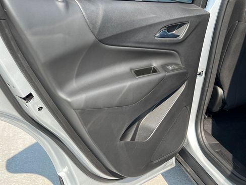 Used 2022 Chevrolet Equinox LT FWD image 22