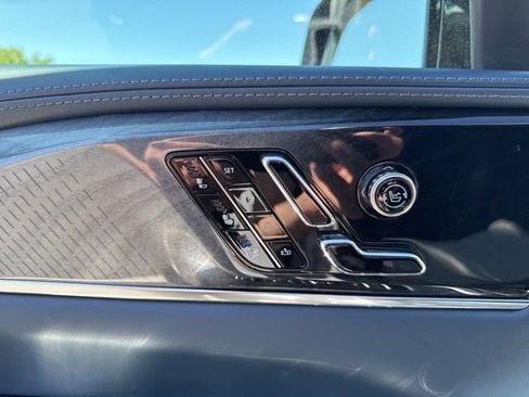 Used 2025 Cadillac Escalade IQ Luxury 2 w/ LPO, Premium Carpet Package AWD/4WD image 20