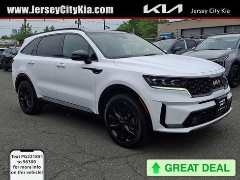 Certified 2023 Kia Sorento SX AWD/4WD image 1