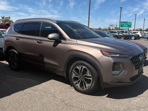 Used 2020 Hyundai Santa Fe Limited w/ Cargo Package FWD image 2