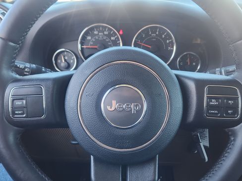 Used 2016 Jeep Wrangler Unlimited Sahara w/ Mopar Chrome Edition Group image 8