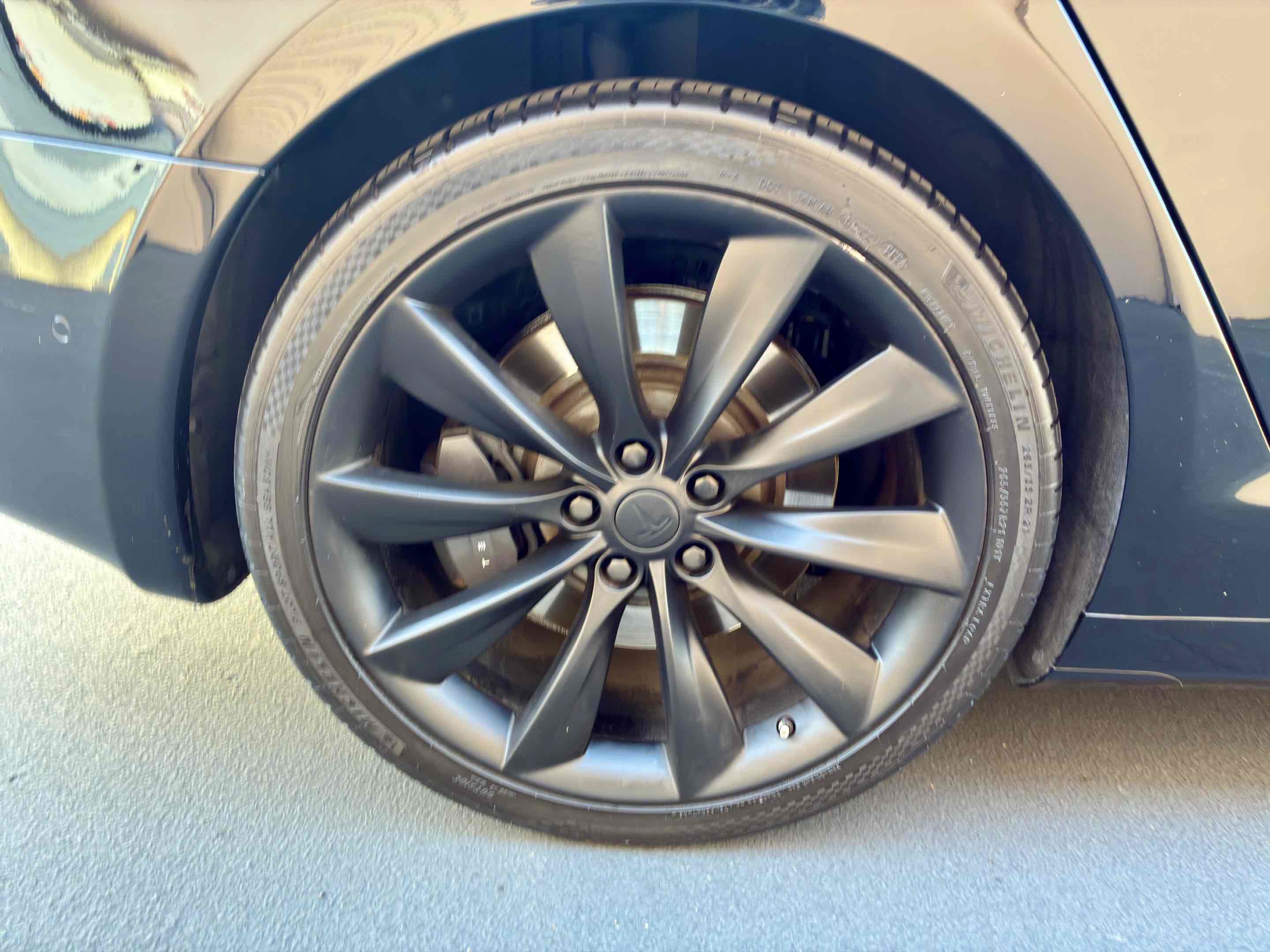 Used 2017 Tesla Model S 75 RWD image 14