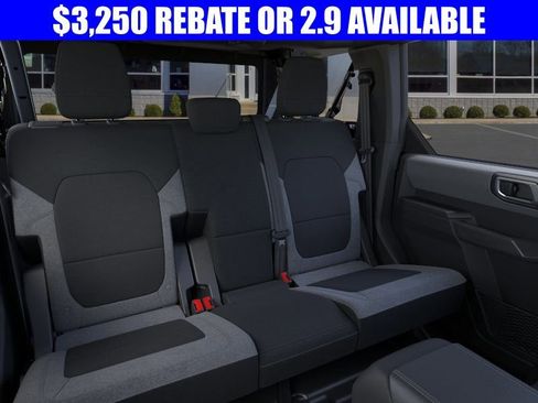 New 2025 Ford Bronco 4-Door image 11