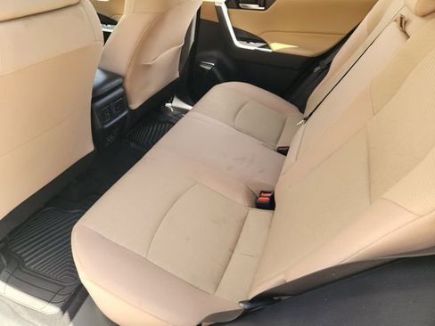 Used 2025 Toyota RAV4 XLE w/ Convenience Package FWD image 21
