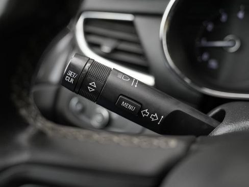 Used 2019 Buick Encore Preferred FWD image 42