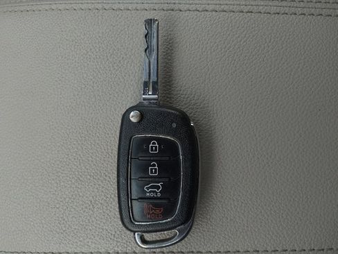Used 2018 Hyundai Tucson SEL image 32